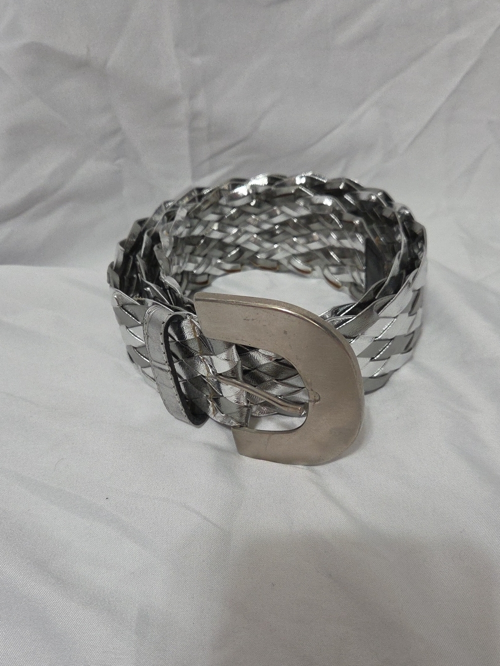 Metallic Silver Women's Belt with Brushed Silver Buckle, Size 28-36, Like New